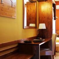 Economy Triple Room