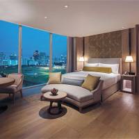 Deluxe King Room with Park View