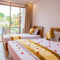 Deluxe Triple Room with Pool View
