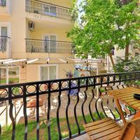 One-Bedroom Apartment - Entrance Floor