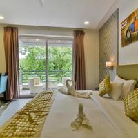 Superior Double Room with Balcony