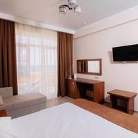 Standard Double or Twin Room with Garden View