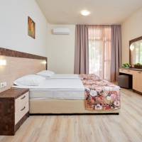 Suite (2 Adults + 2 Children) +  Free Beach Access and Beach Facilities