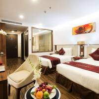 Twin Room with City View