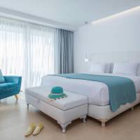 Superior Suite with Jetted Tub and Sea View