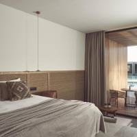Superior Suite with Pοol View