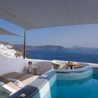  Legend Suite with Οutdoor Ηot Τub and Caldera View