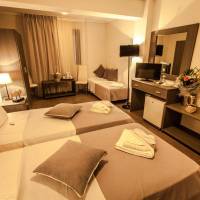 Standard Triple Room with City View