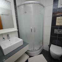 Двухместный с 1 кроватью или 2 отдельными кроватями