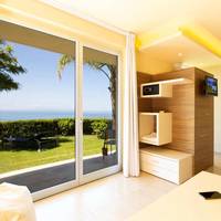 Deluxe Double or Twin Room with Sea View