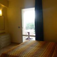 One-Bedroom Apartment (4 Adults)
