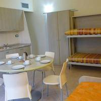 One-Bedroom Apartment (5 Adults)