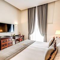 Deluxe Suite with View