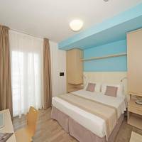 Family Room (2 Adults + 2 Children)