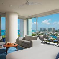 Preferred Club Corner Suite