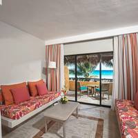 Ocean Front Junior Suite (1 adult)