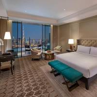 Deluxe Skyline View King Room