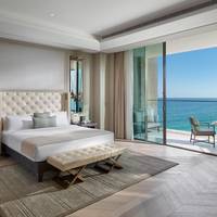 Premier Sea View Suite with Club Lounge Access