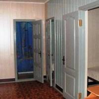 Трехместный