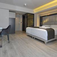 Business Double Room with %15 Laundry Discount