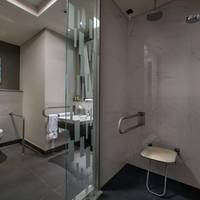 King Room - Mobility Accessible 