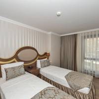 Two Connecting Double Rooms