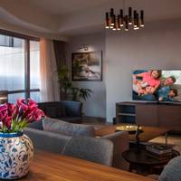 Four-Bedroom Executive Apartment