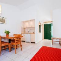 3* Two-Bedroom Apartment (5 Adults)