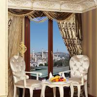 Sultan Suite