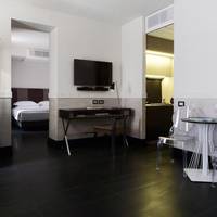 Suite (5 Adults)