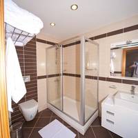 Business King Room