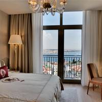 Executive Suite with Bosphorus View - Lounge Access