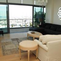 Family apartment with sea view (5 adult ) 