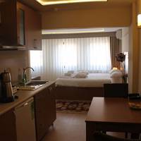 Studio (3 Adults)