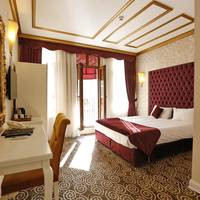 Suite with Balcony