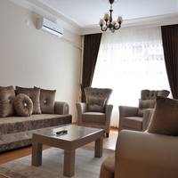 Two-Bedroom Suite (8 Adults)