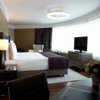 Panoramic Suite with Executive Lounge Access