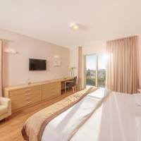 Junior Suite with Balcony and Sea View