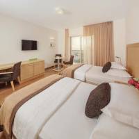 Business Double or Twin Room with Balcony and City View