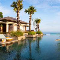 The Retreat Four Bedroom with Ocean Cliff Front view