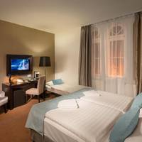 Double or Twin Room with Extra Bed