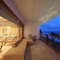 King Suite with Ocean View with 15 Min Free foot massage