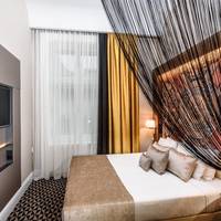 Corner Superior Room
