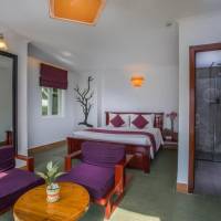 Landmark King Room with Balcony