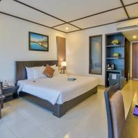 Junior Suite Double with Balcony and Pool View