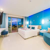 Grand Deluxe Double or Twin Room with Sea View