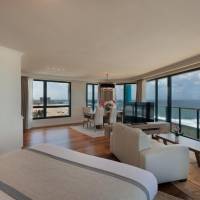 Presidential Suite (2 Adults + 1 Child)