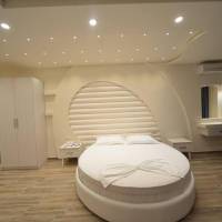 Superior King Suite
