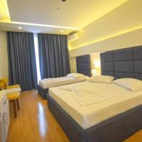 Deluxe Triple Room with Sea View