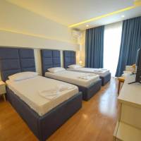 Triple Room with Sea View